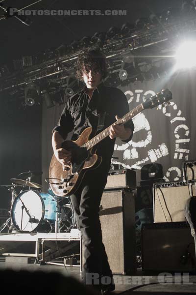 BLACK REBEL MOTORCYCLE CLUB - 2007-11-20 - PARIS - Elysee Montmartre - Peter Hayes